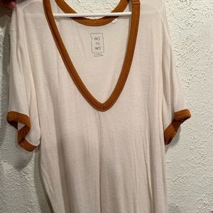 lightweight t-shirt